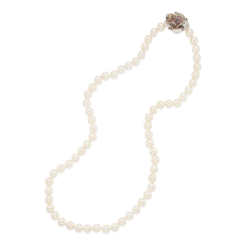 14K GOLD AND CULTURED PEARL STRAND NECKLACE: 14K GOLD AND CULTURED PEARL STRAND NECKLACE • 14k white gold • Numerous round cultured pearls 8.07 - 8.15 mm • 6 round rubies 0.25 - 0.35 carat total • 6 round sapphires 0.25
