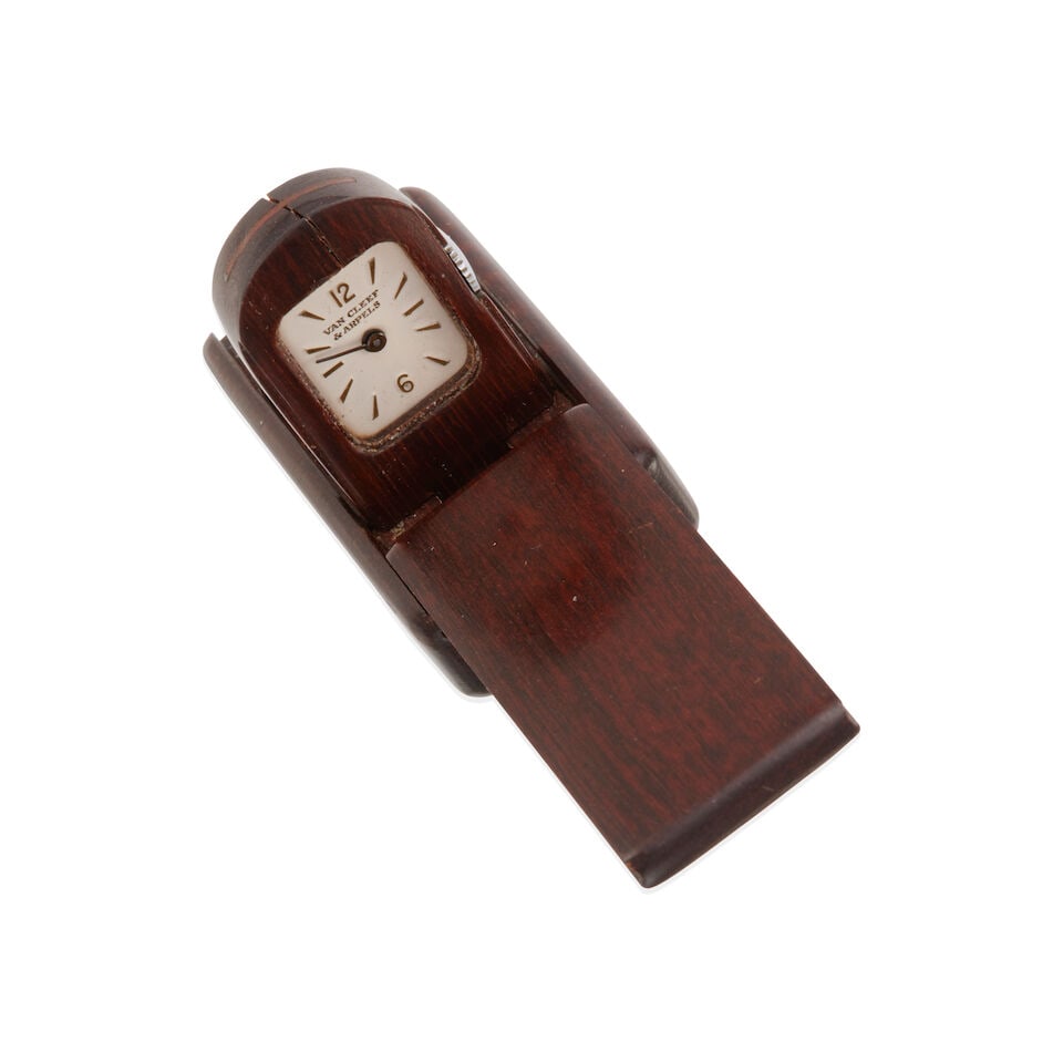 VAN CLEEF & ARPELS: TRAVEL WATCH - 3