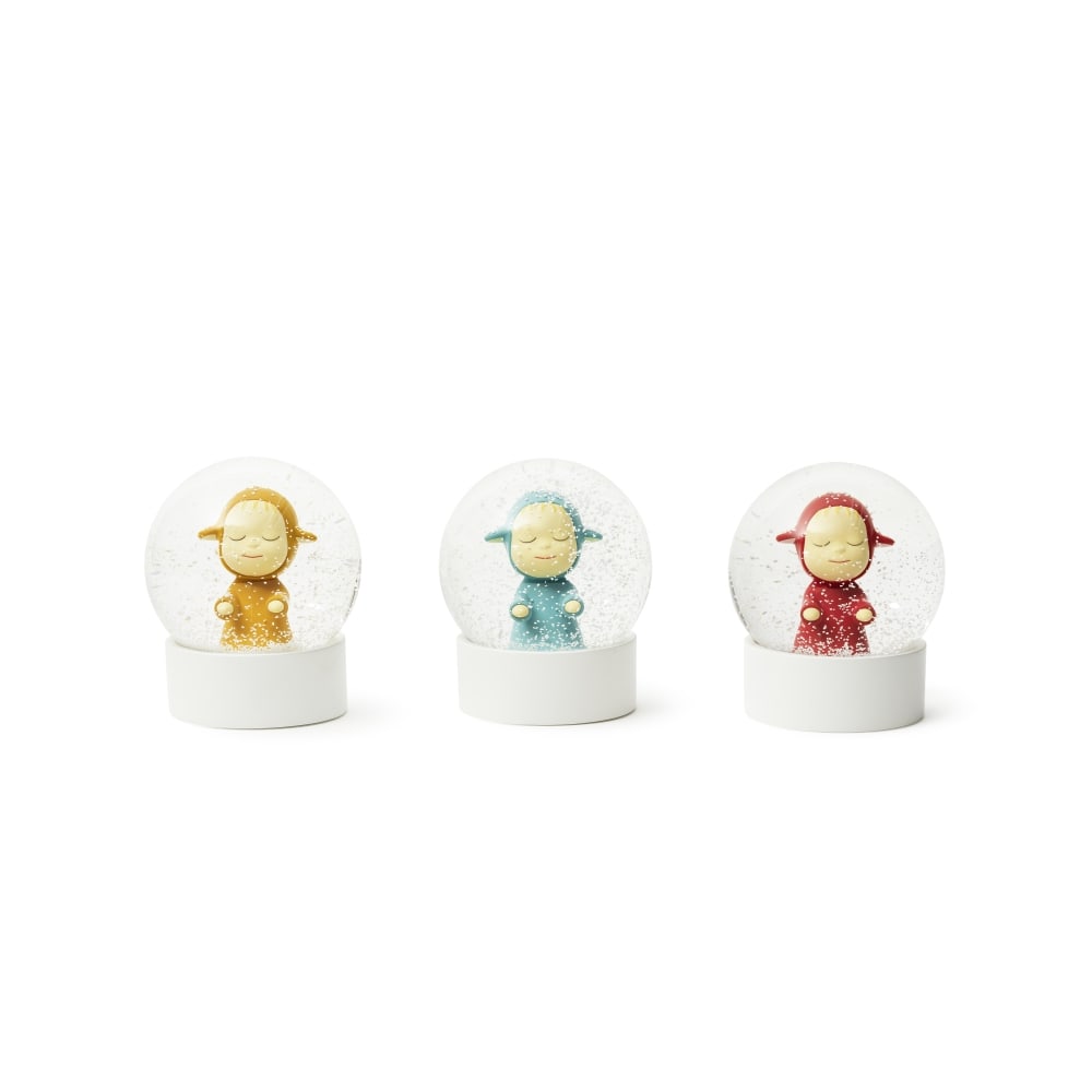 YOSHITOMO NARA (NE EN 1959) Little Wanderer Snow Globe (Red, Yellow, Blue), 2023 Résine, v... (1 of 1)