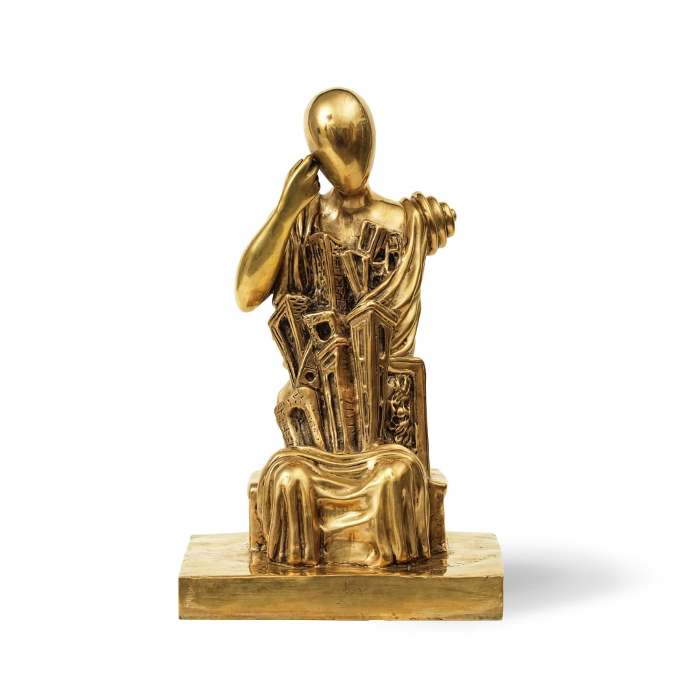 GIORGIO DE CHIRICO (1888-1978) Archeologo (pensatore), 1972 Bronze à patine doréeSign...: GIORGIO DE CHIRICO (1888-1978) Archeologo (pensatore), 1972 Bronze à patine dorée Signé et numéroté « II/VII » (sur la base) Estampillé avec la marque de la fon
