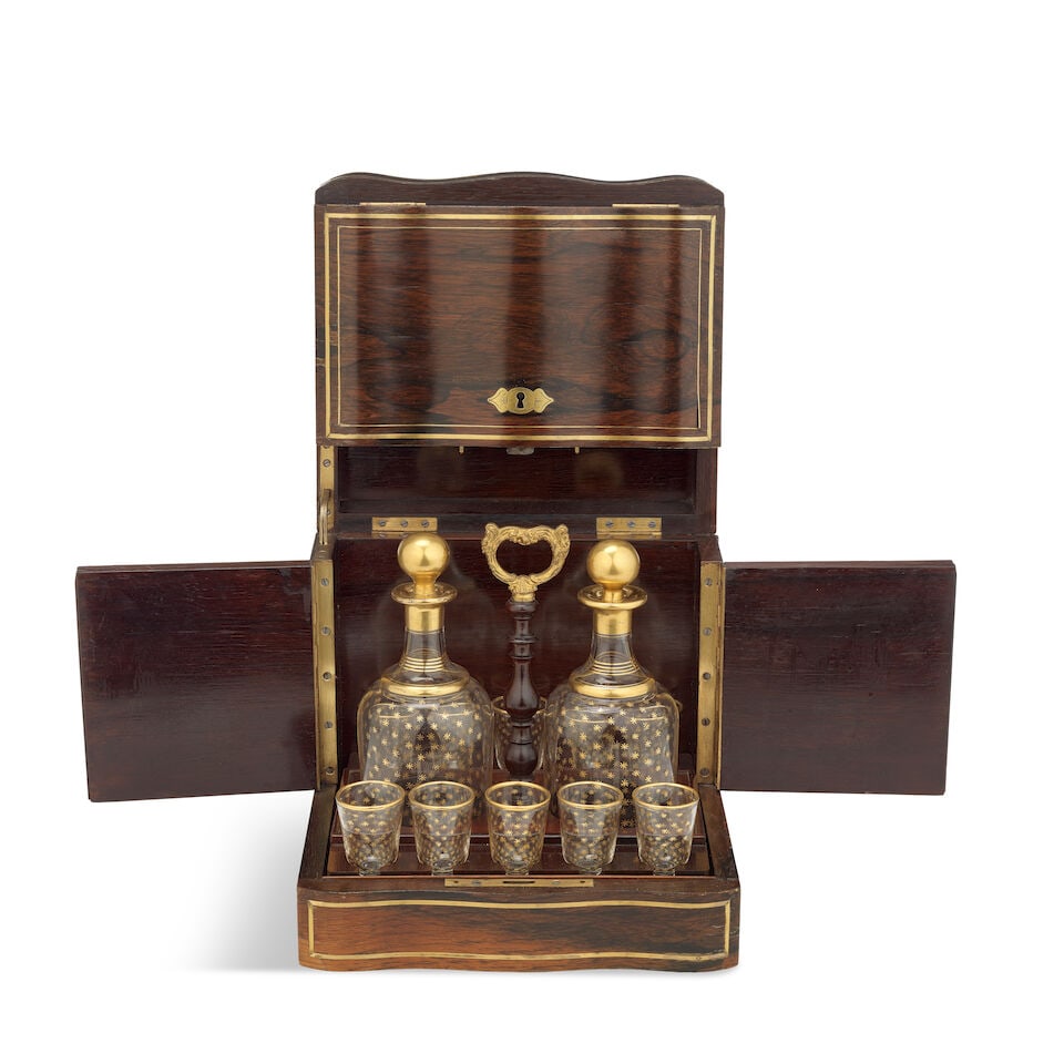 A French third quarter 19th century rosewood and brass inlaid decanter box In the Directoire style - 2