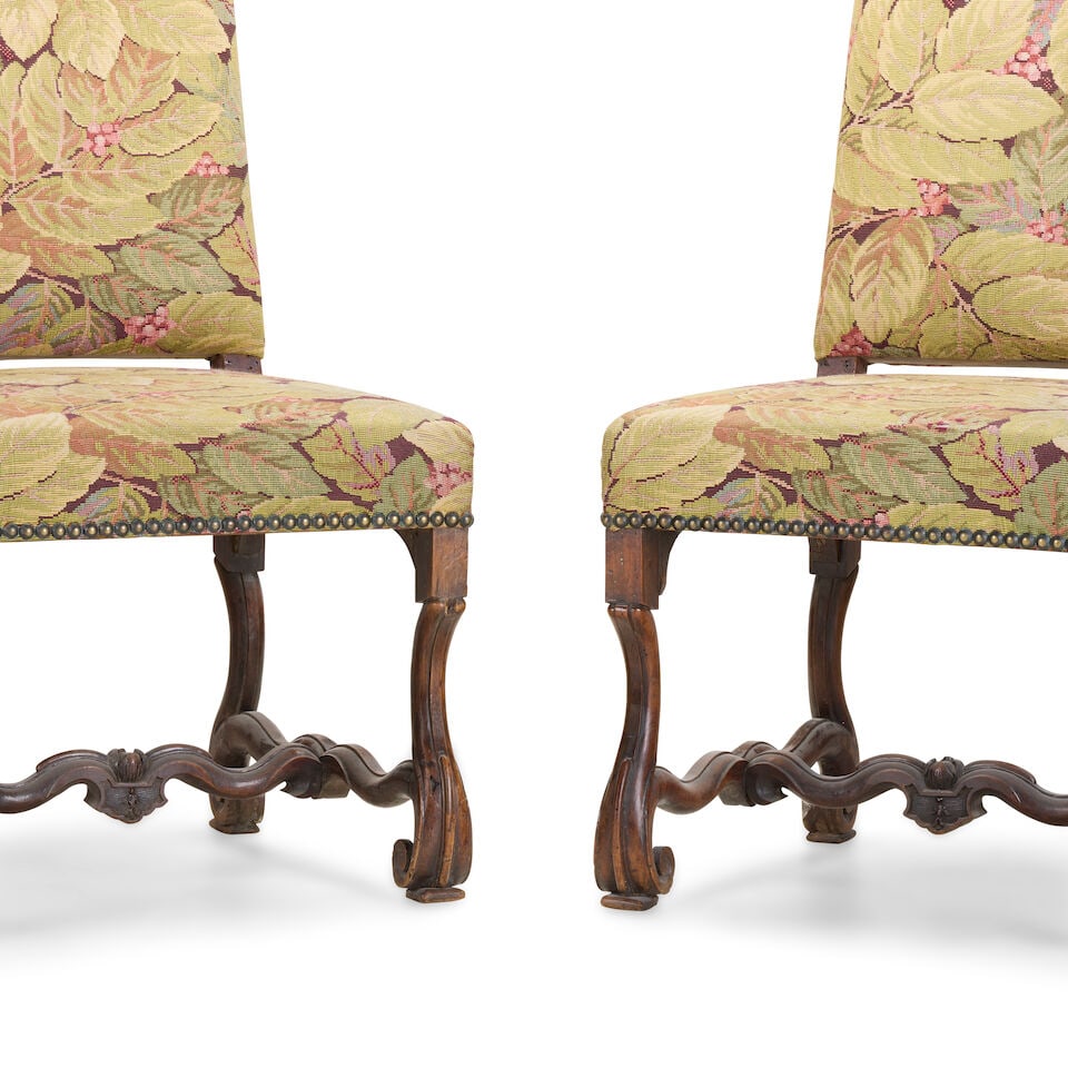 A pair of French walnut chairsLate 19th century in the Louis XIV style (2) - 2