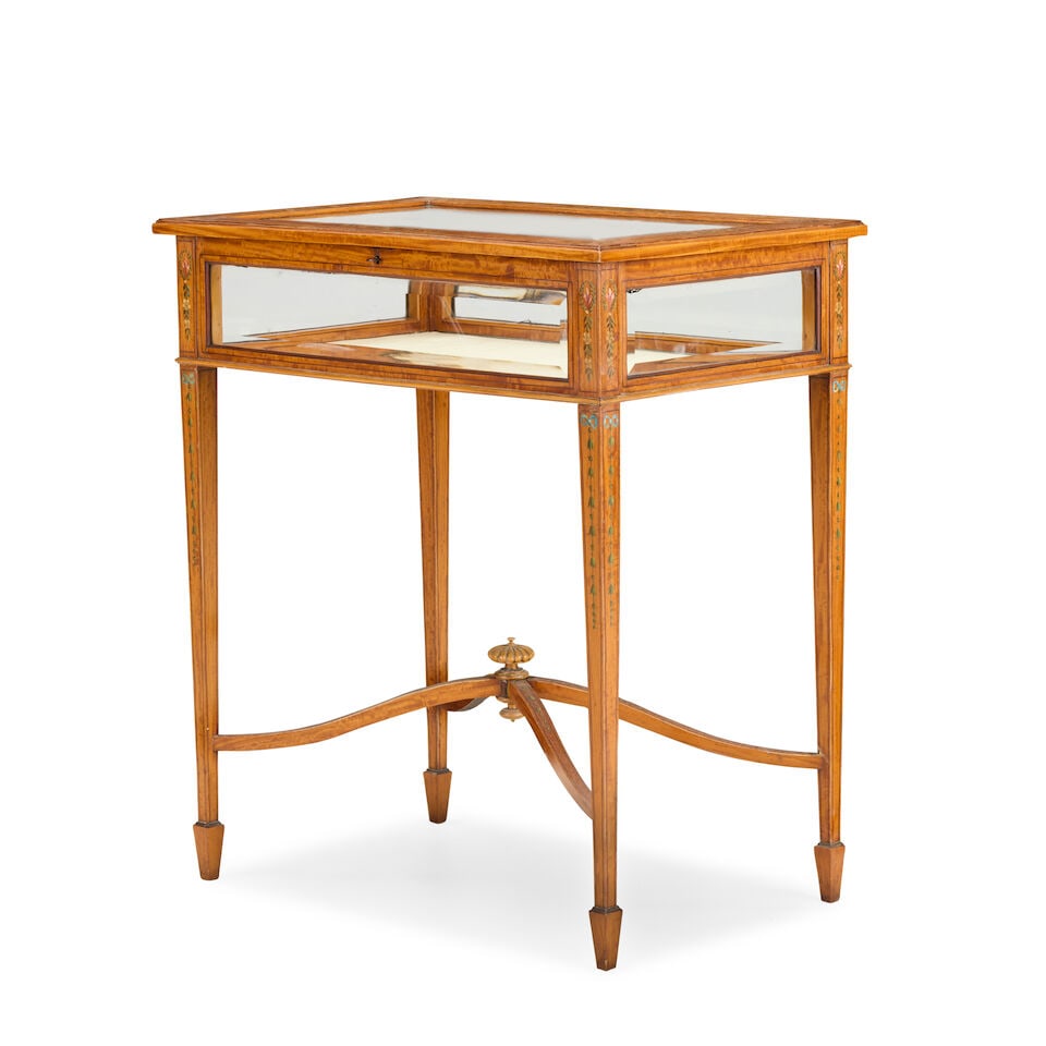 An Edwardian satinwood, tulipwood banded and polychrome decorated bijouterie tableLate 19th / ea... - 2