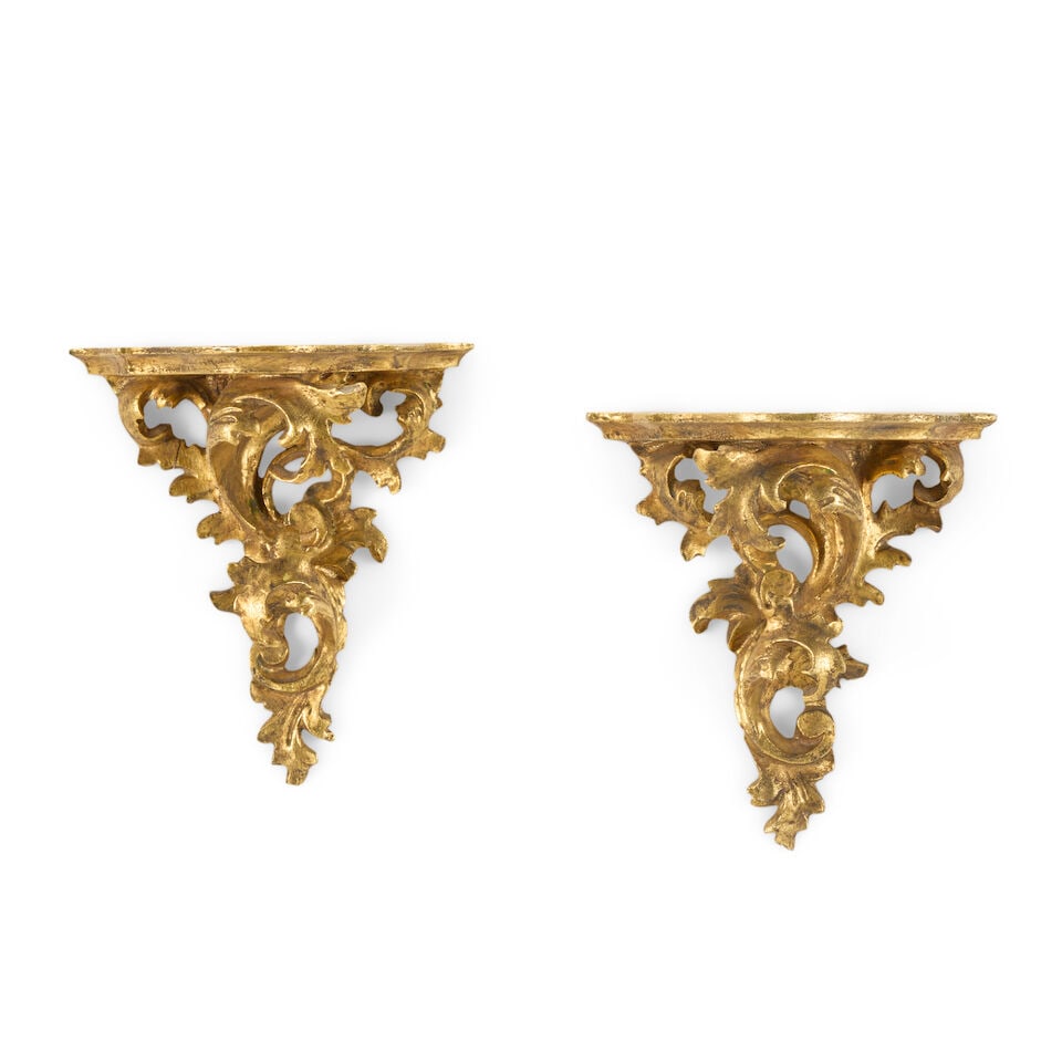 A pair of carved giltwood wall appliques, together with a pair of Florentine carved giltwood bra... - 2
