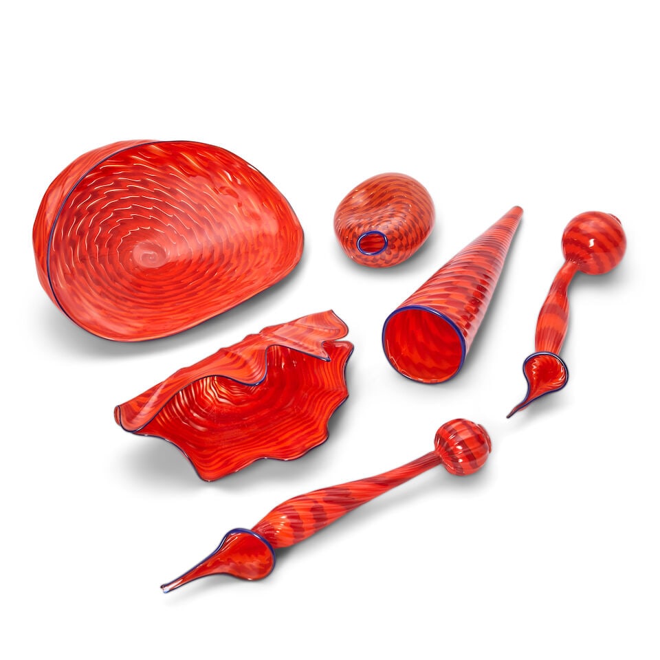 DALE CHIHULY (BORN 1941) LARGE COBALT BLUE BASKET AND ORANGE PERSIAN SET dated 1988, blown glass... - 8
