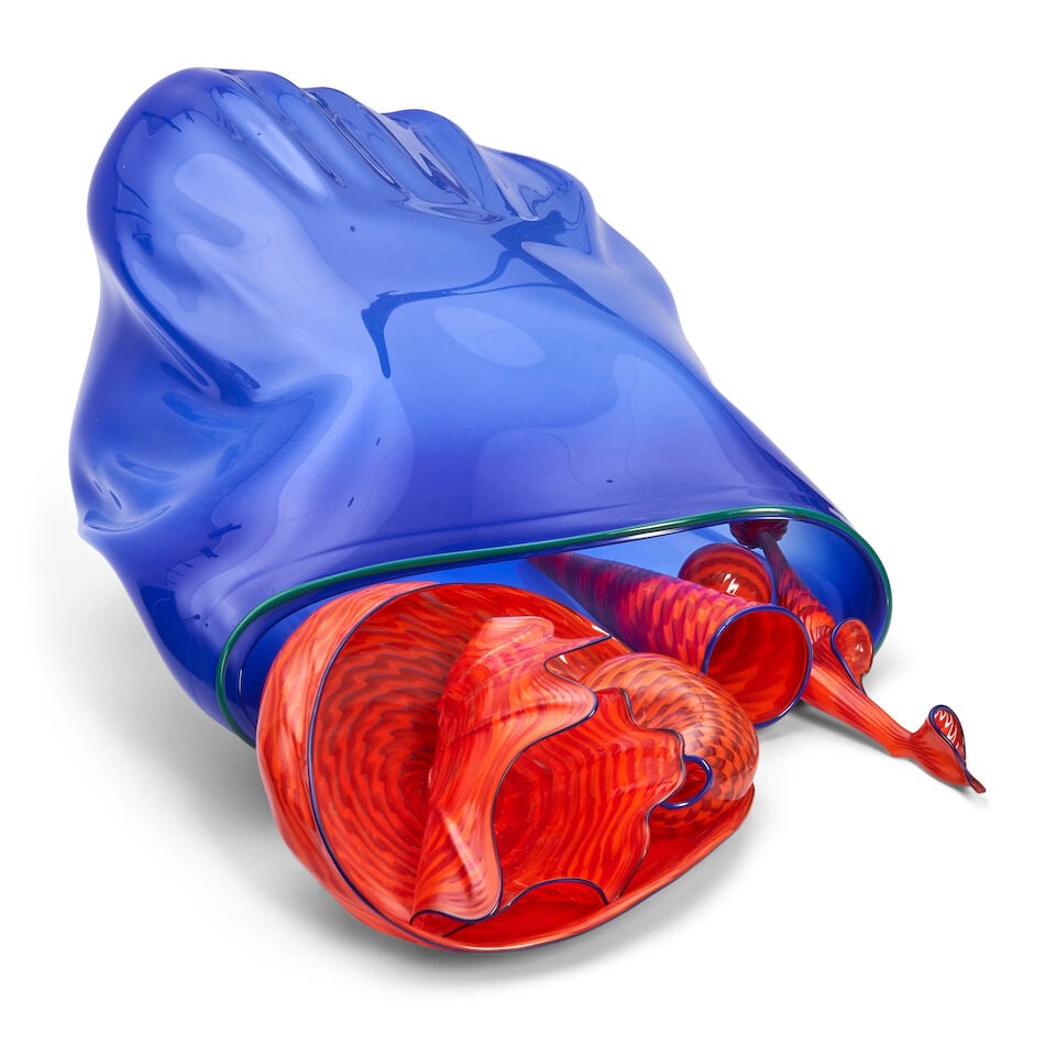 DALE CHIHULY (BORN 1941) LARGE COBALT BLUE BASKET AND ORANGE PERSIAN SET dated 1988, blown glass... - 9