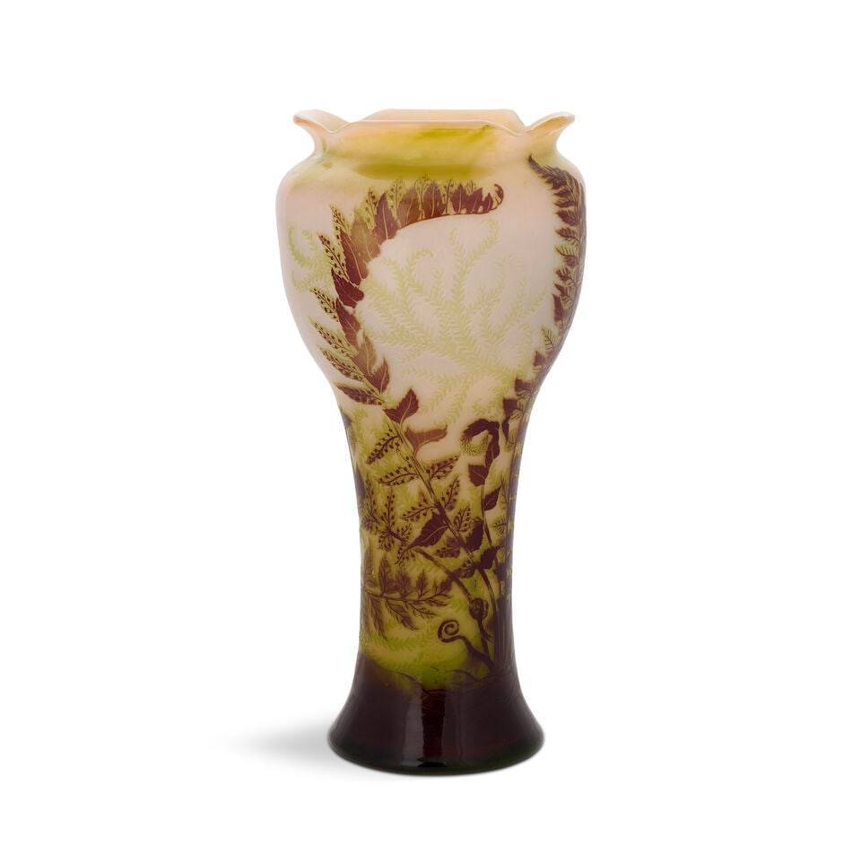 ÉMILE GALLÉ (1846-1904) CAMEO GLASS VASE Nancy, France, circa 1900, acid-etched glass ... - 6