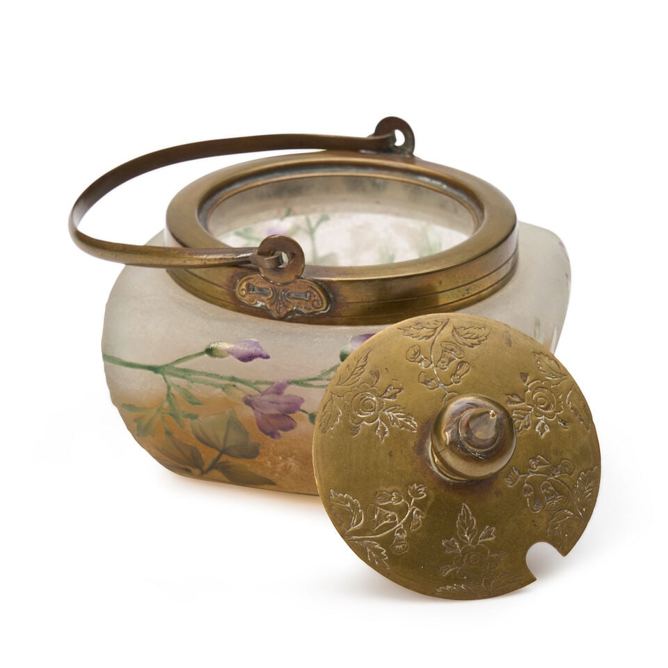 DAUM NANCY COVERED SUGAR BOWL Nancy, France, circa 1900, acid-etched and enameled glass, brass, ... - 2