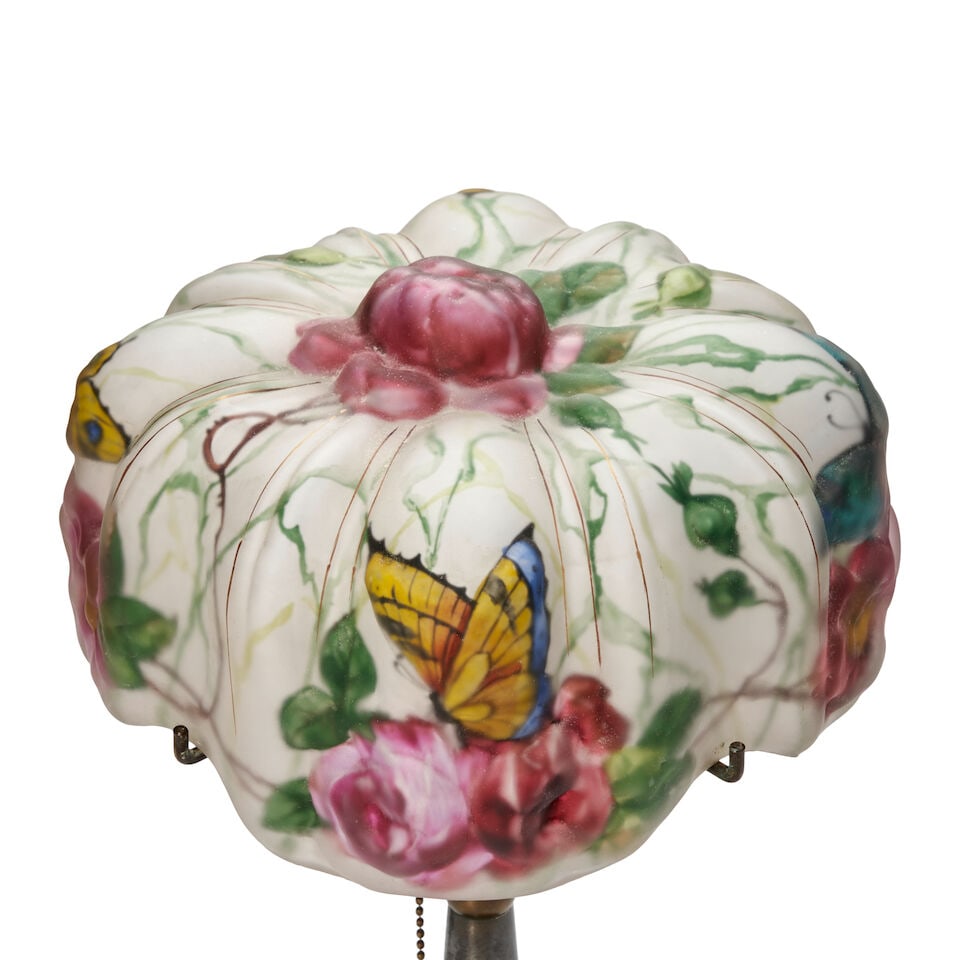 PAIRPOINT 'PUFFY SHADE' BOUDOIR LAMP New Bedford, Massachusetts, circa 1920, reverse-painted gla... - 6