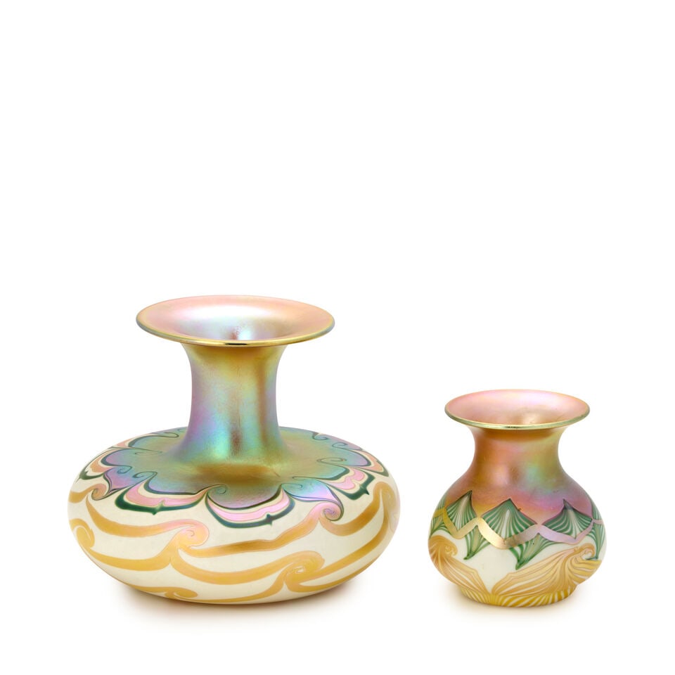 TWO QUEZAL VASES Queens, New York, early 20th century, blown glass with pulled design, both mark... - 6