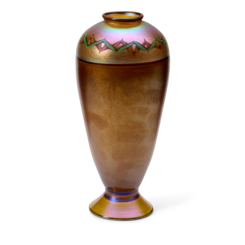TIFFANY STUDIOS 'TEL-EL-AMARNA' GOLD FAVRILE VASE New York, New York, circa 1918, iridescent gla... - 3
