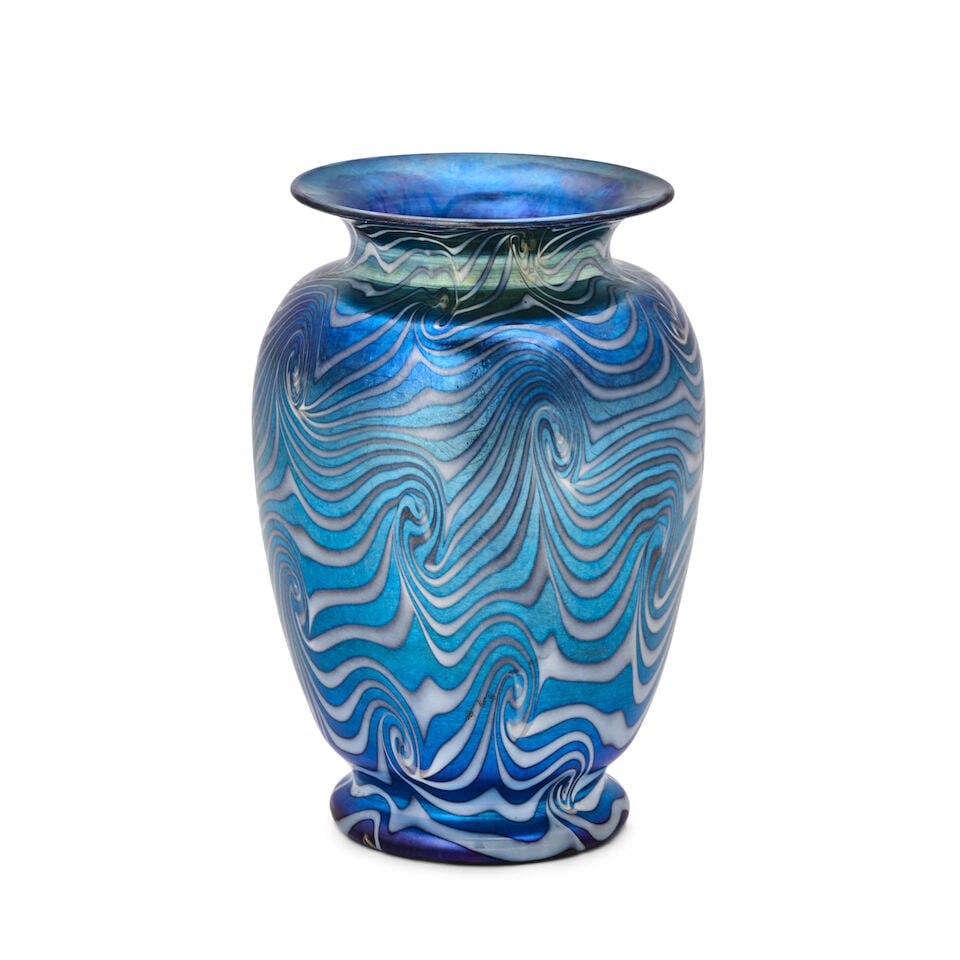 VICTOR DURAND JR. (1870-1931) 'KING TUT' VASE Millville, New Jersey, circa 1930, blown glass, po... - 4