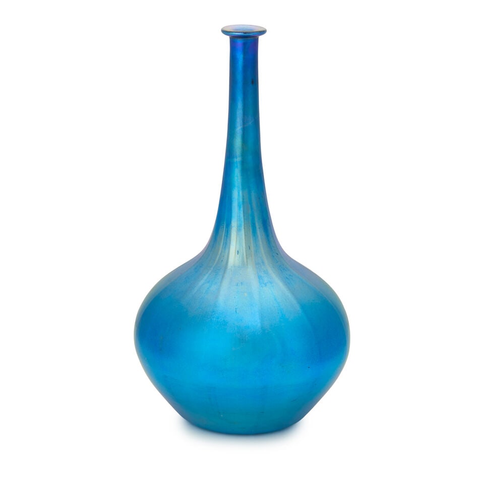 VICTOR DURAND JR. (1870-1931) LUSTRE WARE VASE Millville, New Jersey, circa 1925, blown glass, u... - 3