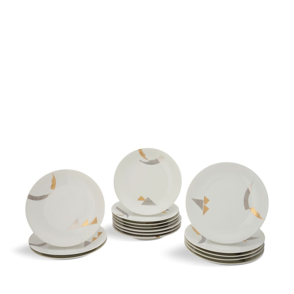 FIFTEEN JEAN LUCE (1895-1964) FOR CHARLES AHRENFELDT DINNER PLATES Limoges, France, circa 1940, ...: FIFTEEN JEAN LUCE (1895-1964) FOR CHARLES AHRENFELDT DINNER PLATES Limoges, France, circa 1940, porcelain with silver and gold pebbled decoration, ink stamp marks for Charles Ahrenfeldt and Jean Luce,