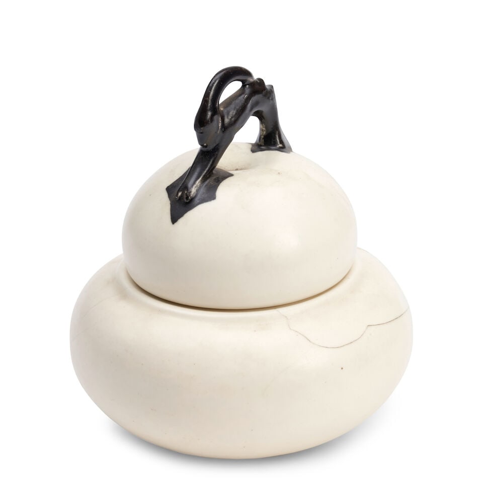 HILDO KROP (1884-1970) FOR ESKAF 'SCARABEA' GLAZED COVERED BOWL Huizen/Amsterdam, circa 1925, gl... - 2