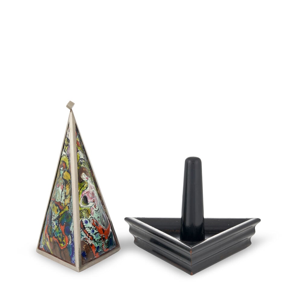 VIENNA SECESSIONIST ENAMEL SCULPTURE Austria, circa 1920, enamels on copper, silver plate, eboni... - 3