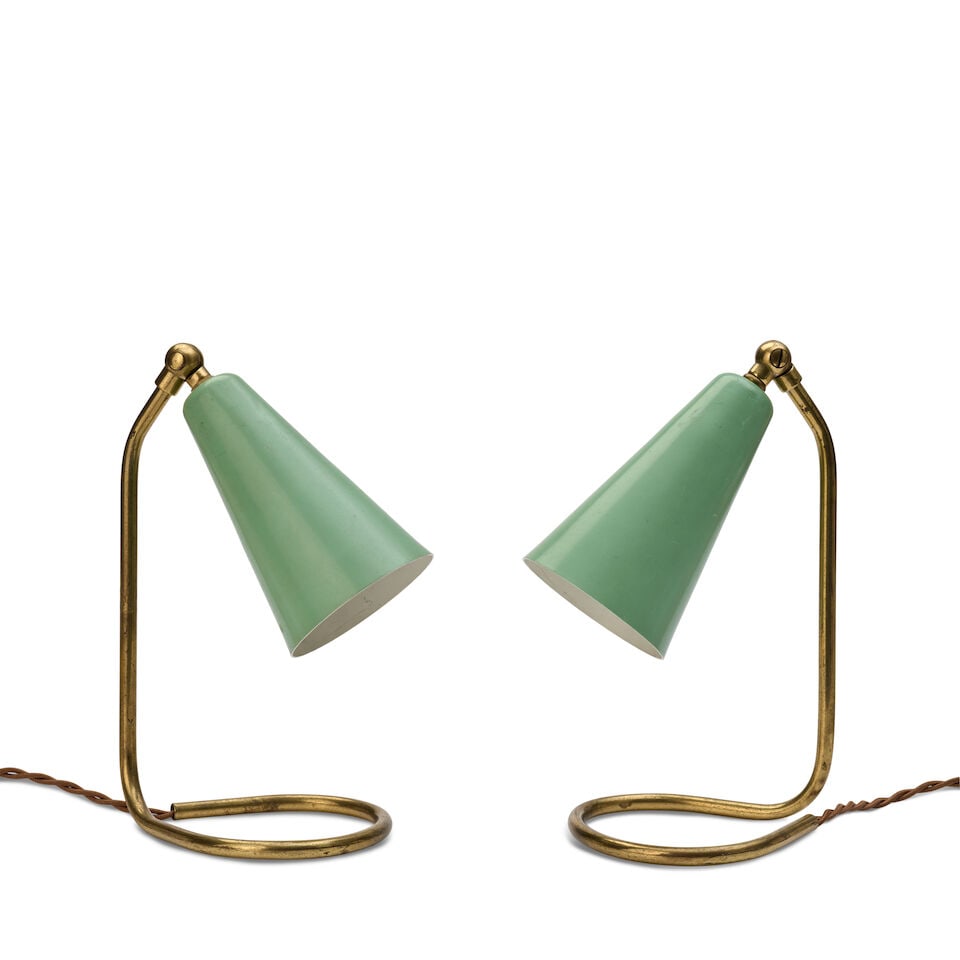 PAIR OF TABLE LAMPS ATTRIBUTED TO PIERRE GUARICHE circa 1950, enameled aluminum, lacquered brass... (1 of 2)