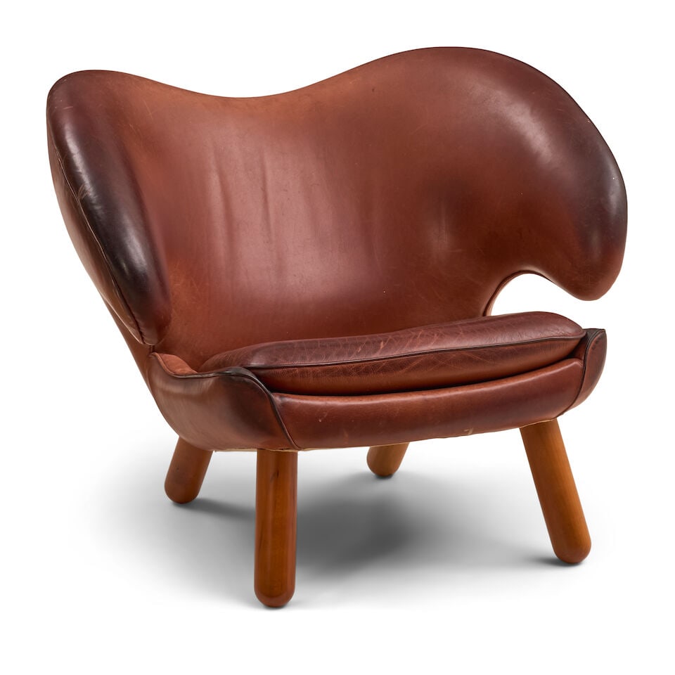 'PELICAN' CHAIR AFTER FINN JUHL probably Denmark, circa 2000, leather upholstery, wood legs, unm... - 3
