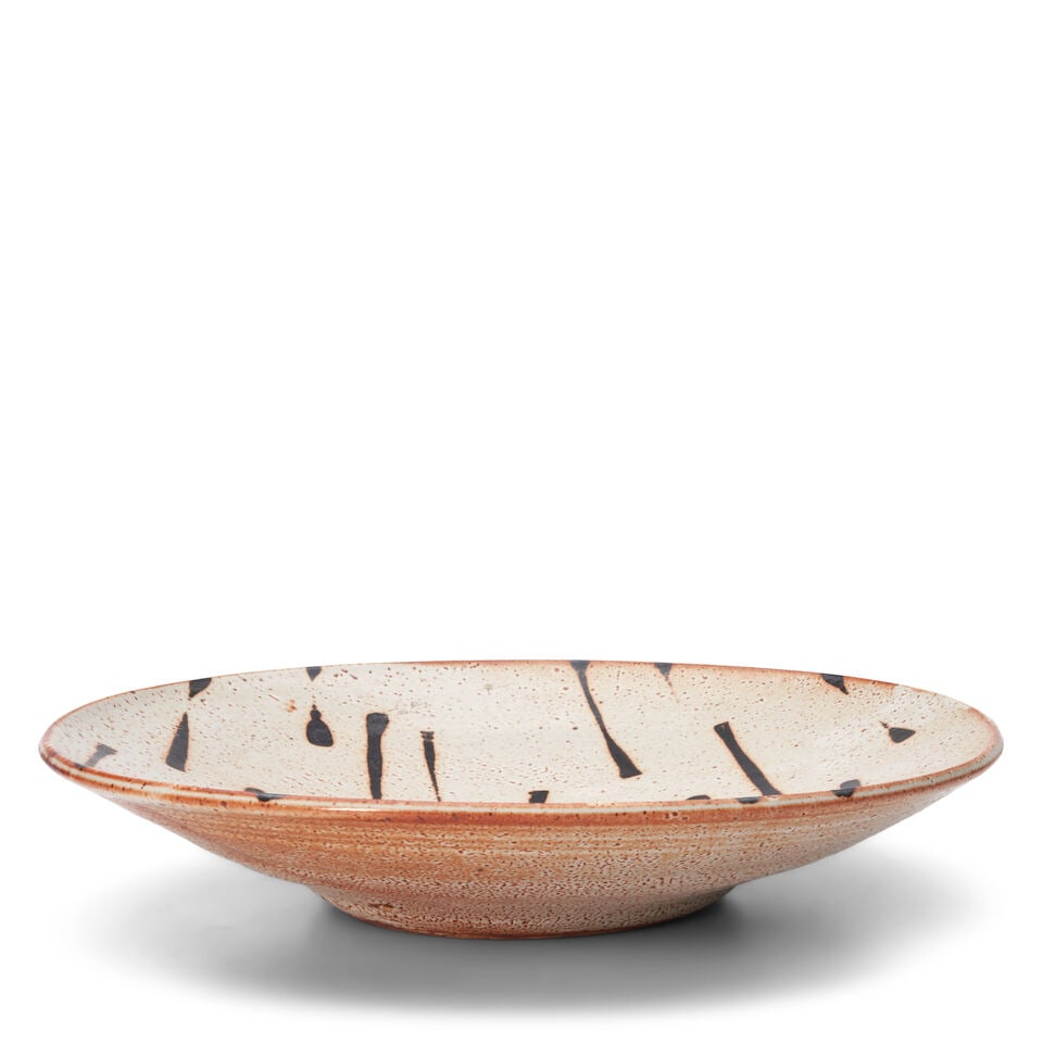 WARREN MACKENZIE (1924-2018) STUDIO POTTERY PLATTER Stillwater, Minnesota, late 20th/early 21st ... - 3