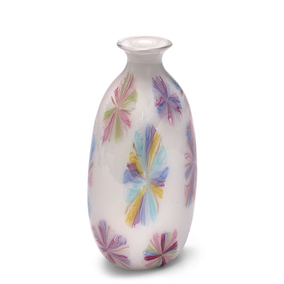 A.V.E.M. (ARTISTIC PRODUCTION 1932-1972) VASE Murano, Italy, circa 1960, cased white and clear g... - 2