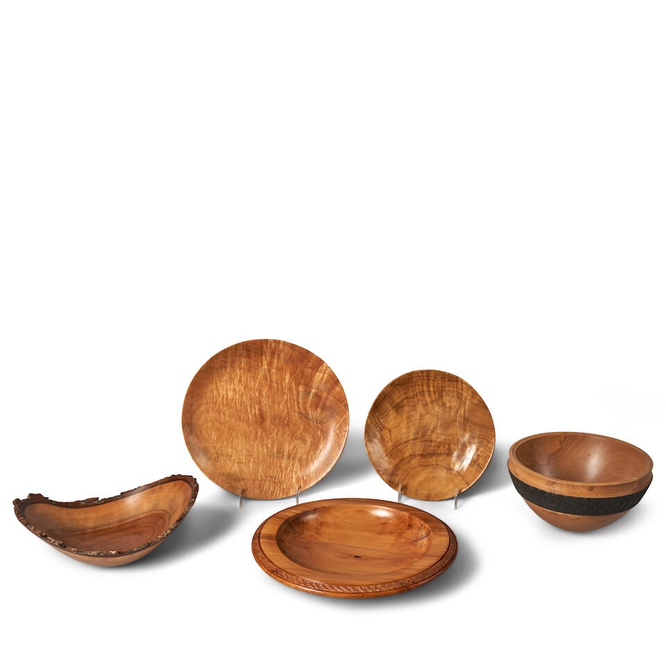 FIVE TURNED WOOD VESSELS early 21st century, bowl with live edge, 2000, walnut, signature indist...: FIVE TURNED WOOD VESSELS early 21st century, bowl with live edge, 2000, walnut, signature indistinct, ht. 4, wd. 9 3/4, dp. 7 1/4, Jim Gordon low bowl, 2001, New Zealand Rimu, artist's inscription to 