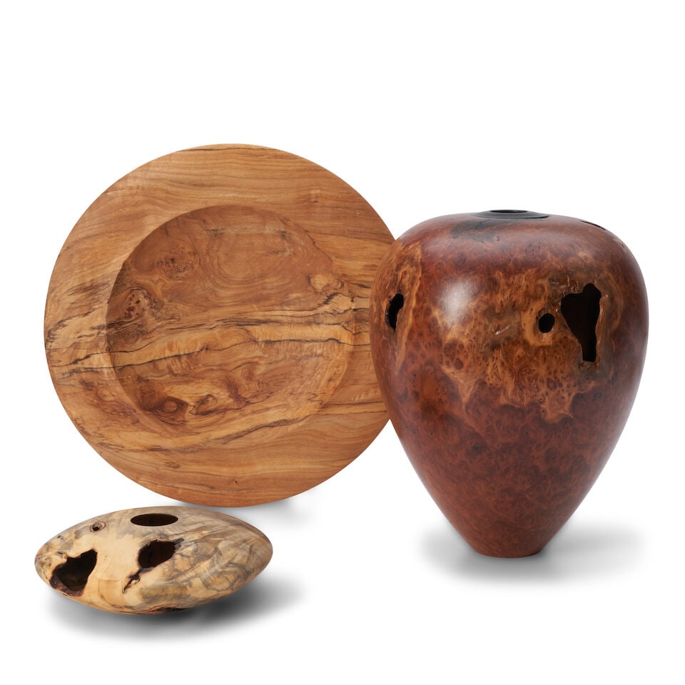 THREE TURNED WOOD VESSELS Massachusetts, early 21st century, Jerry Sambrook low bowl, maple, sig... (1 of 3)