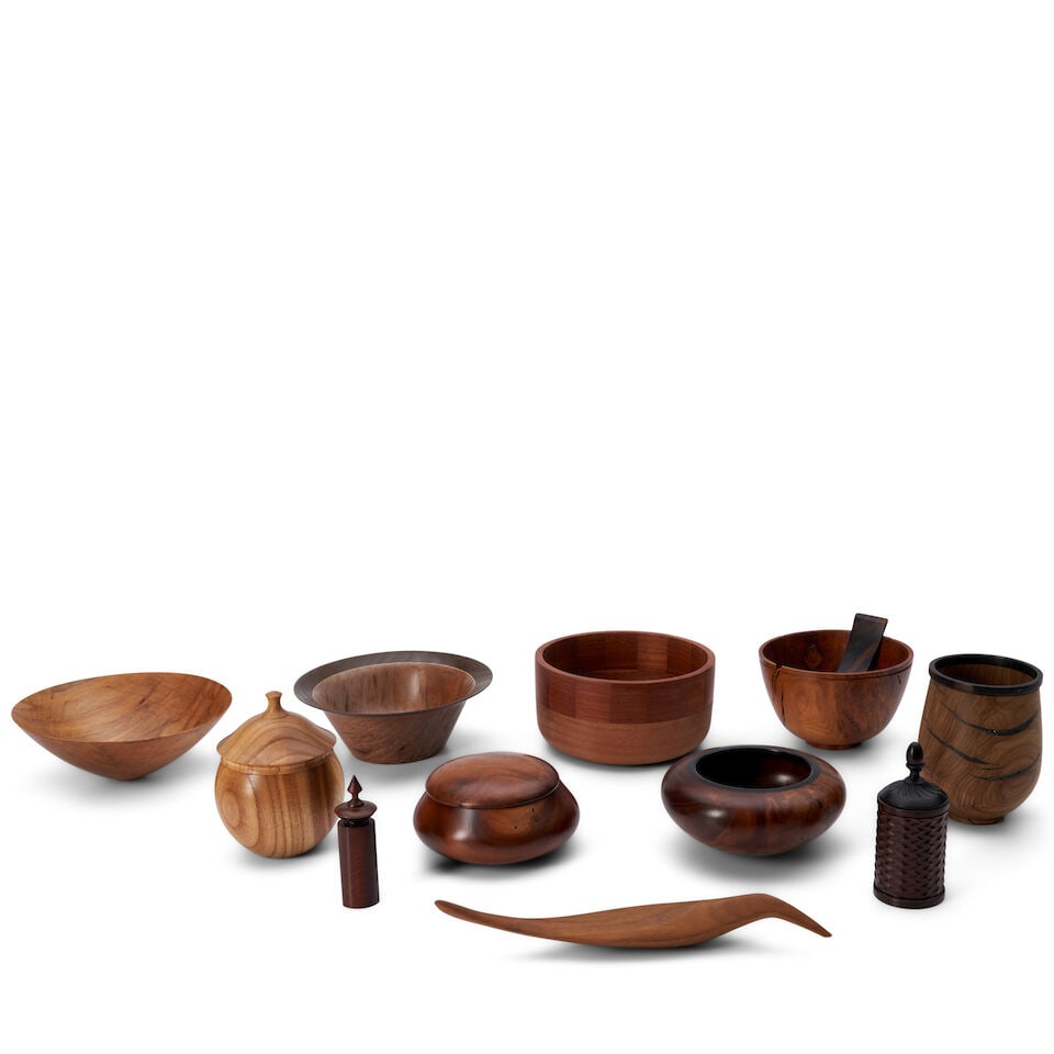 ELEVEN TURNED WOOD VESSELS North America, late 20th/early 21st century, including a Peter Thibea... (1 of 3)