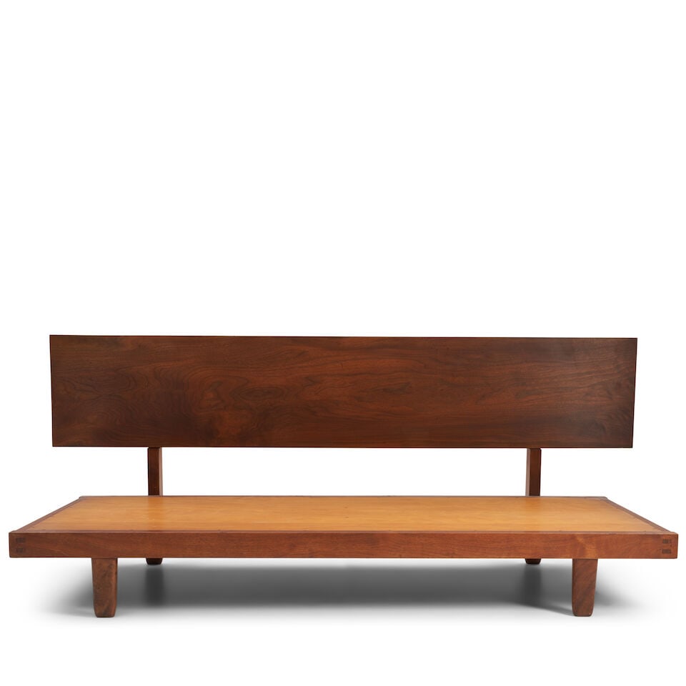 DAYBED IN THE STYLE OF GEORGE NAKASHIMA circa 1965, walnut, plywood, unmarked, ht. 33 1/4, seat ... - 3