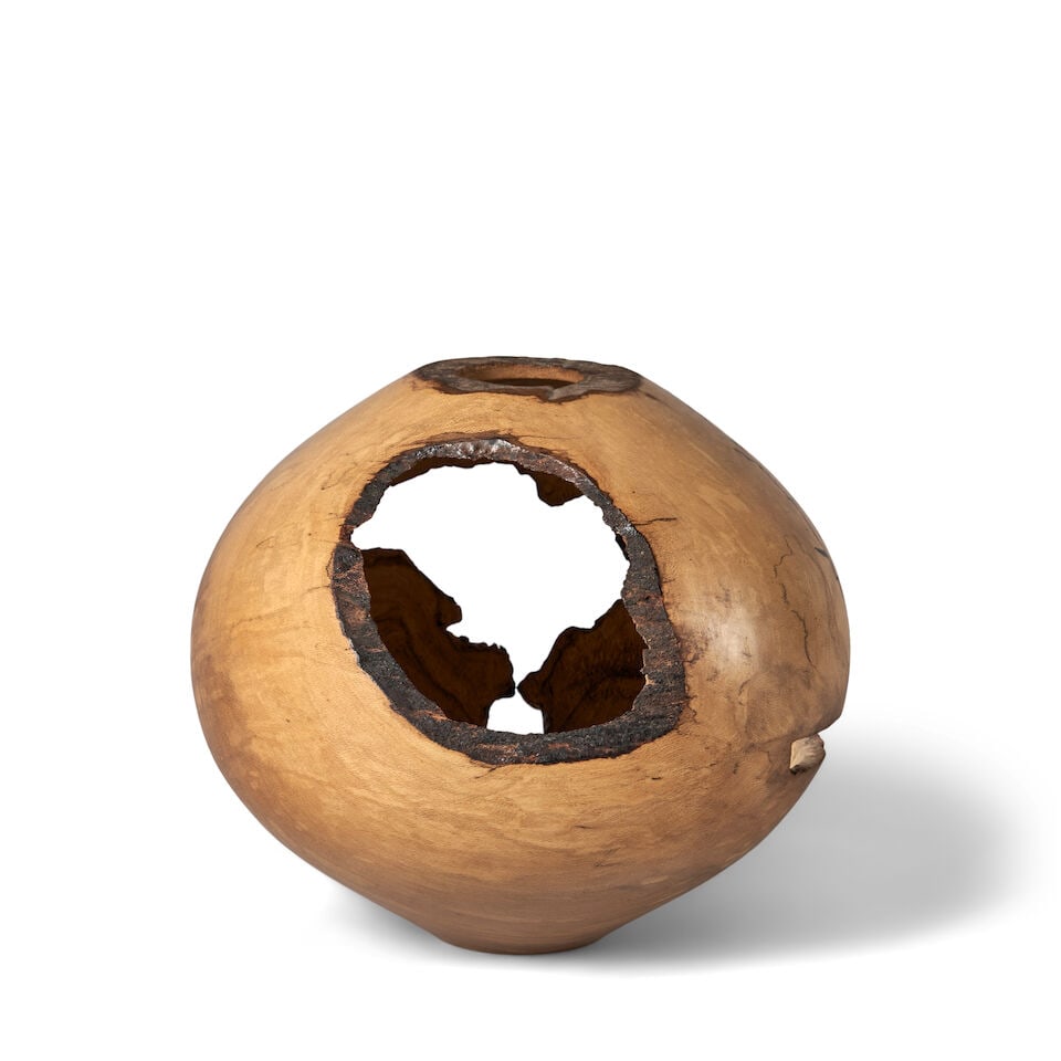 LIAM O'NEILL (BORN 1954) 'HOLLY' VESSEL Galway, Ireland, early 21st century, turned English holl... - 4