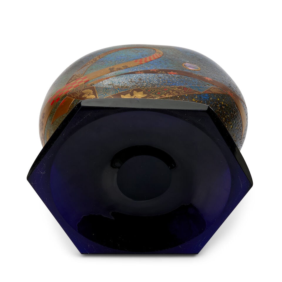 YOSHIHIRO NAKANO 'ONE NIGHT I DREAMT ABOUT THE UNTIED OBI' VASE Japan, circa 1990, blown glass, ... - 2