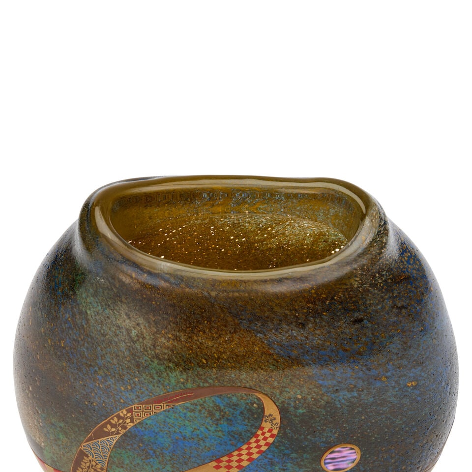 YOSHIHIRO NAKANO 'ONE NIGHT I DREAMT ABOUT THE UNTIED OBI' VASE Japan, circa 1990, blown glass, ... - 3