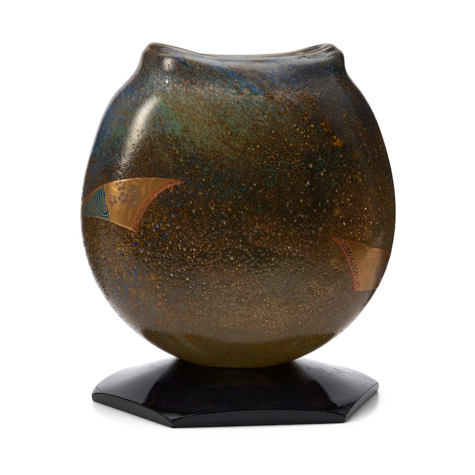 YOSHIHIRO NAKANO 'ONE NIGHT I DREAMT ABOUT THE UNTIED OBI' VASE Japan, circa 1990, blown glass, ... - 5