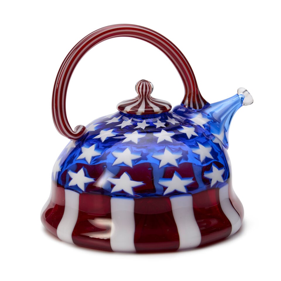 RICHARD MARQUIS (BORN 1945) 'STARS AND STRIPES TEAPOT' Washington, 1997, blown glass, incised ar... - 5