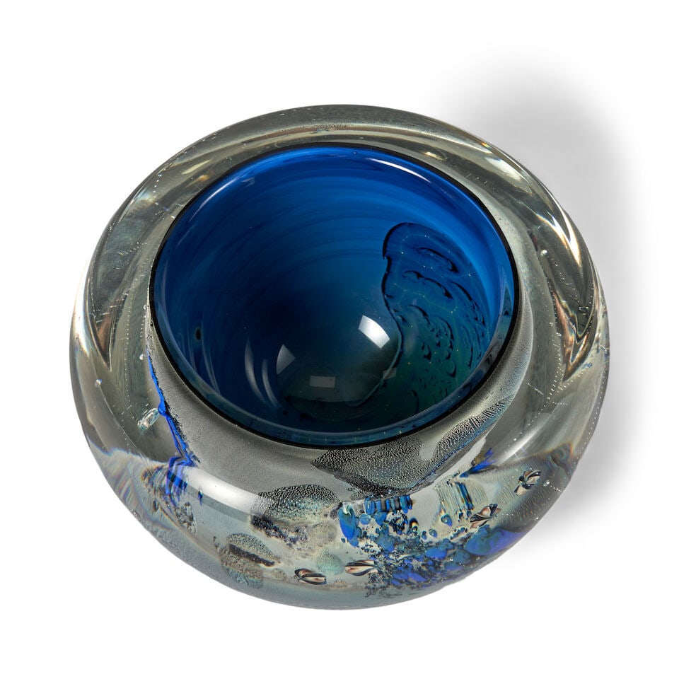 JOSH SIMPSON (BORN 1949) 'INHABITED' VASE Shelburne Falls, Massachusetts, 1988, hand-blown glass... - 4