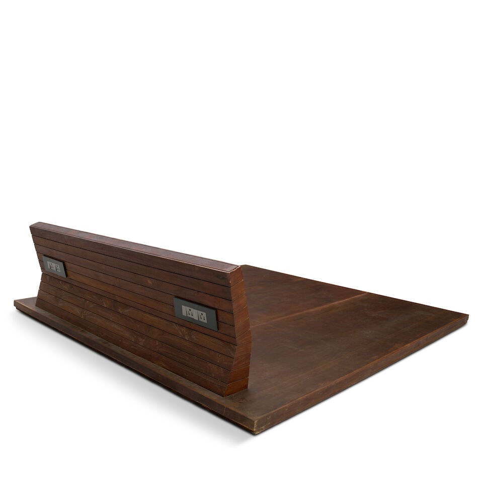 NEILS SCHOENFELDER (20TH/21ST CENTURY) CUSTOM BED AND TWO SIDE TABLES early 21st century, hard w... - 3