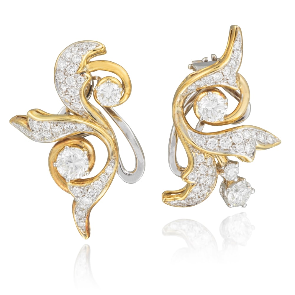 PAIRE DE BOUCLES D'OREILLES DIAMANTS (1 of 1)