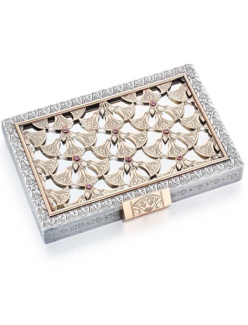 BOUCHERON PARIS: SILVER, GOLD AND GEM-SET MINAUDIÈRE: BOUCHERON PARIS: SILVER, GOLD AND GEM-SET MINAUDIÈRE Boucheron Paris: 純銀配黃金及紅寶石手拿包 Signature: Boucheron Paris,