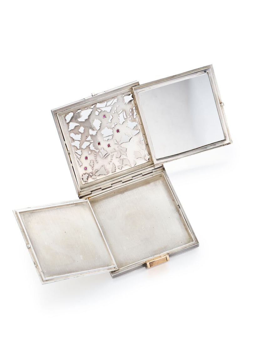 HELLUIN-MATTLINGER: SILVER, GOLD AND GEM-SET COMPACT, CIRCA 1945 - 2