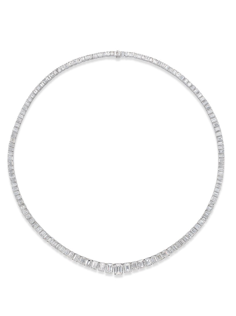 DIAMOND NECKLACE: DIAMOND NECKLACE 鑽石項鍊 Certificates: 5 GIA, selected diamonds 0.92ct, E, VS1 (1505925360, 6 December 2024) 0.84ct, F, VVS1 (5333084990, 25 June 2019) 0.77ct, E, VVS2