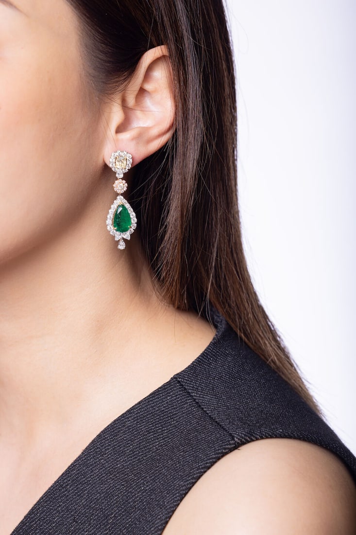 PAIR OF EMERALD, COLOURED DIAMOND AND DIAMOND PENDENT EARRINGS - 2