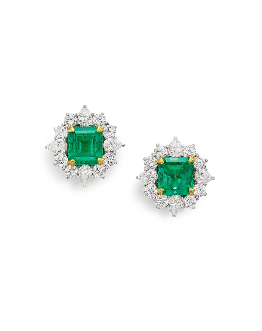 PAIR OF EMERALD AND DIAMOND EARRINGS (1 of 4)