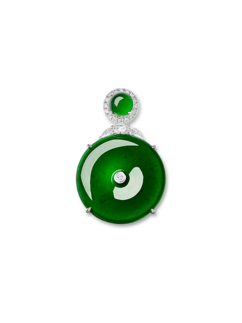 JADEITE AND DIAMOND 'HUAIGU' PENDANT: JADEITE AND DIAMOND 'HUAIGU' PENDANT 天然翡翠配鑽石「懷古」吊墜 Certificate: HKJSL, jadeite, natural, type A 