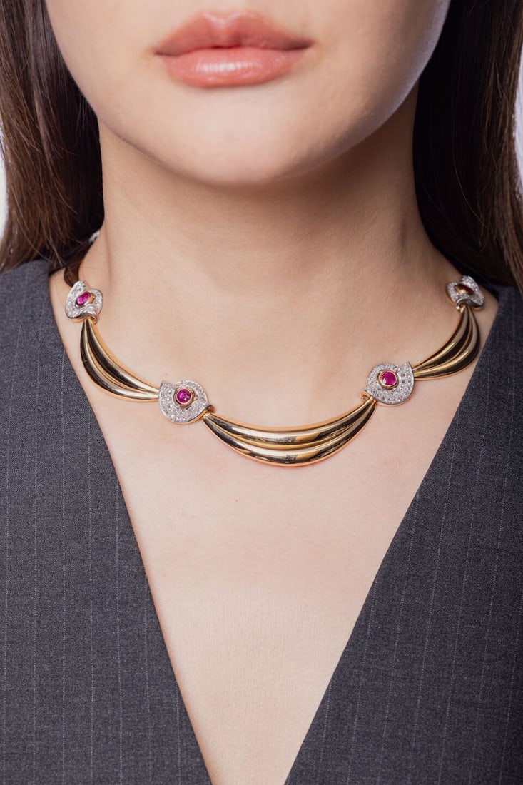 GEM-SET AND DIAMOND NECKLACE - 2