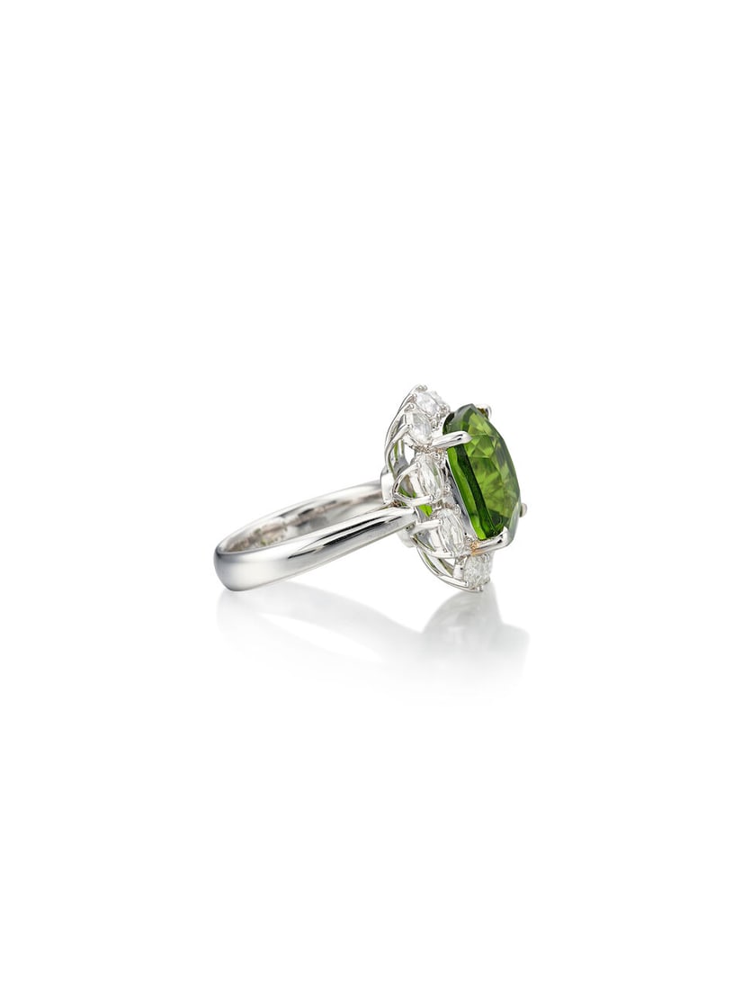 PERIDOT AND DIAMOND RING - 3