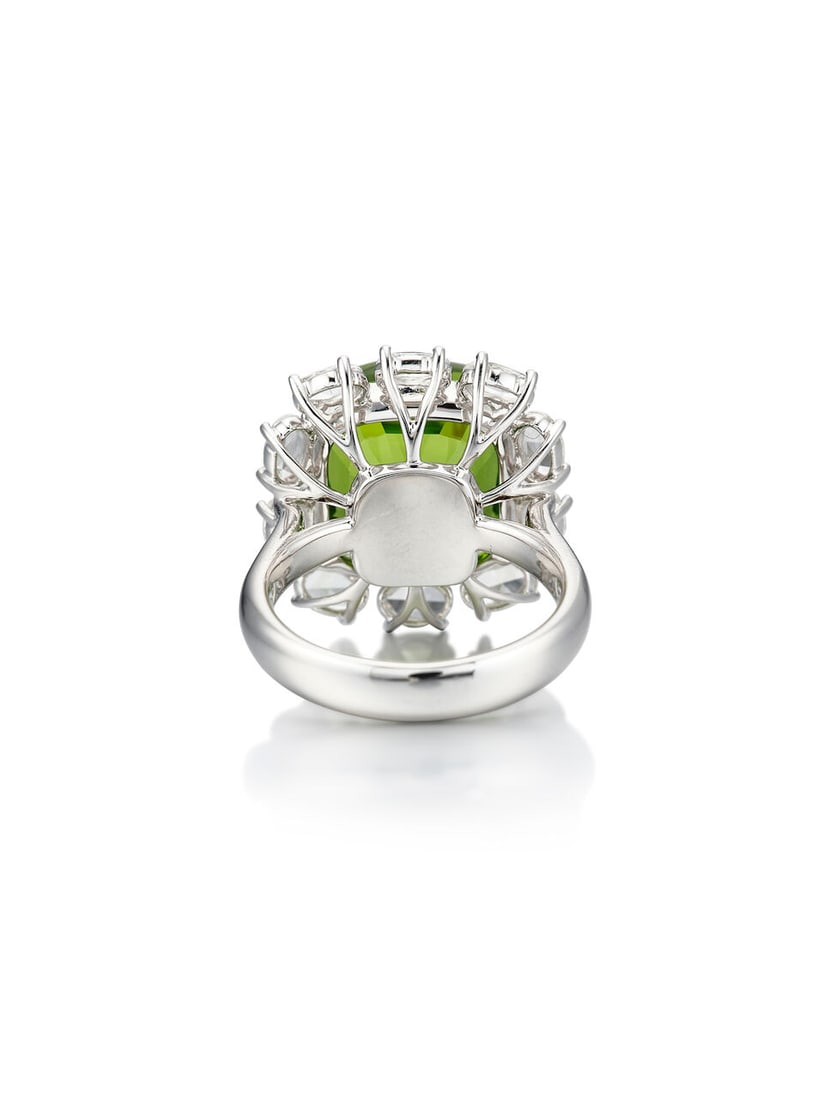 PERIDOT AND DIAMOND RING - 4