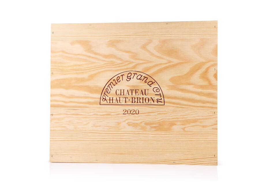 Château Haut-Brion, 2020 (6 x 750ml): Château Haut-Brion, 2020 (6 x 750ml) Region: Pessac-Léognan Packaging: original wooden case This lot is subject to the following lot symbols: Δ Δ VAT at the prevailing rate on Hamm