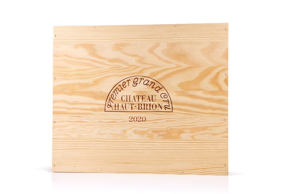 Château Haut-Brion, 2020 (6 x 750ml): Château Haut-Brion, 2020 (6 x 750ml) Region: Pessac-Léognan Packaging: original wooden case This lot is subject to the following lot symbols: Δ Δ VAT at the prevailing rate on Hamm