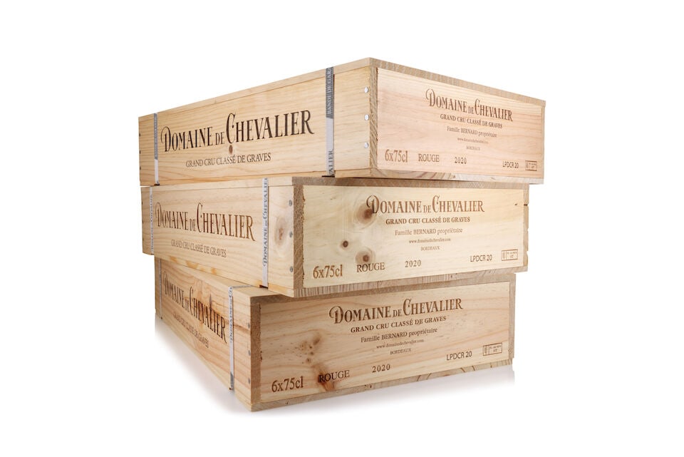 Domaine de Chevalier, 2020 (18 x 750ml): Domaine de Chevalier, 2020 (18 x 750ml) Region: Pessac-Léognan Packaging: 3 x original wooden cases in original cartons This lot is subject to the following lot symbols: Δ Δ VAT at the