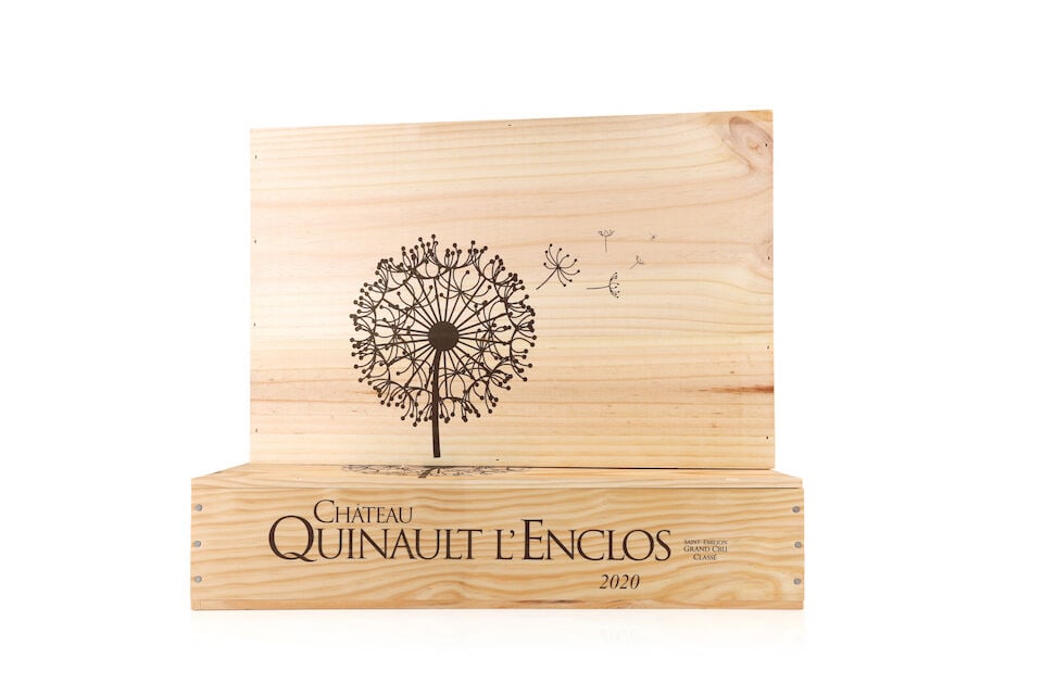 Château Quinault L'Enclos, 2020 (30 x 750ml): Château Quinault L'Enclos, 2020 (30 x 750ml) Region: St. Emilion Packaging: 5 x original wooden cases This lot is subject to the following lot symbols: Δ Δ VAT at the prevailing rate