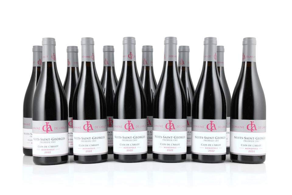 Domaine de l'Arlot, Nuits-St-Georges 1er Cru Clos de l'Arlot, 2022 (12 x 750ml): Domaine de l'Arlot, Nuits-St-Georges 1er Cru Clos de l'Arlot, 2022 (12 x 750ml) Region: Côte de Nuits Packaging: original carton This lot is subject to the following lot symbols: Δ Δ VA